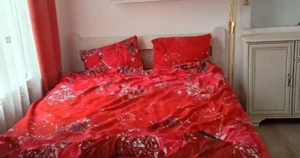 Garsoniera in zona Universitate