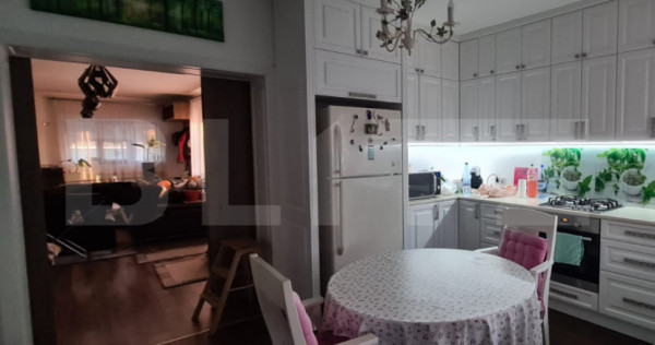 Casă de vânzare , 153 mp, teren 500 mp, Cartierul Marcus