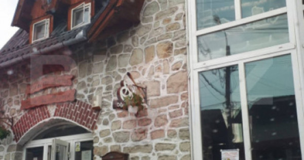 Casa de Piatră , 675 mp, clădire emblematică din centrul