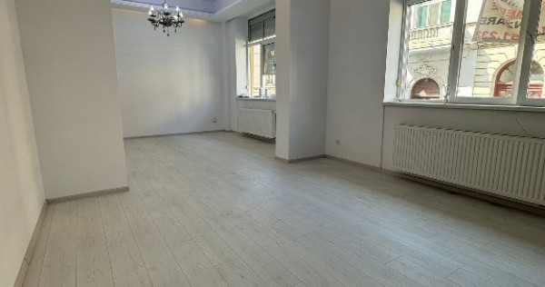 De vânzare: apartament 4 camere, 101 mp, Str. Paleologu, aproape de me