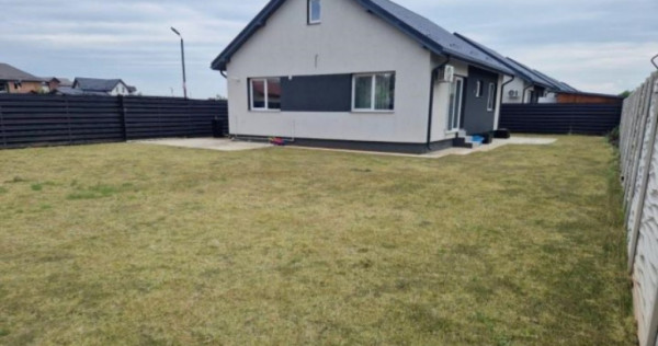 Vanzare casa 3 camere, mobilata si utilata, teren 500 mp