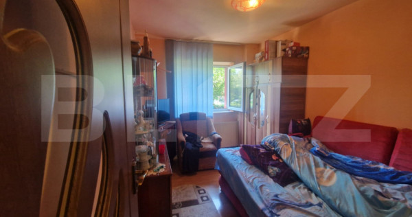 Apartament 4 camere, suprafata mare decomandat, Triaj, bloc