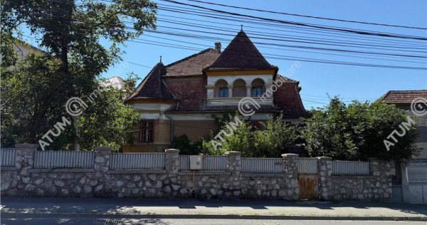 Casa individuala de in Sibiu 1000 mp teren zona Blv Victori