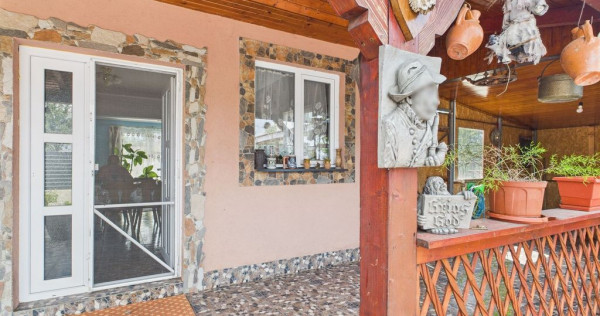 Casă spațioasă cu grădină în Topolovățu Mare