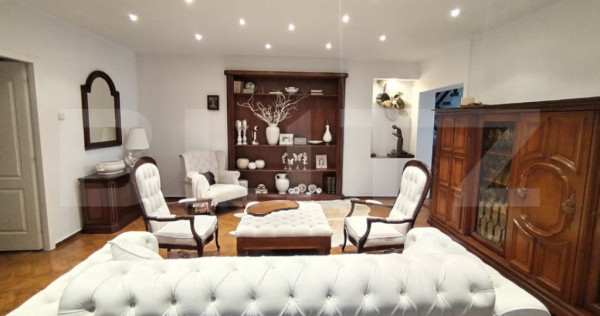 Casă individuală cu destinație comercială after school,