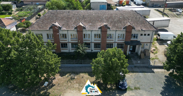 Clădire &icirc;mpunătoare de 540 mp pe 2 nivele &icirc;n S&acirc;nnicolau Mic