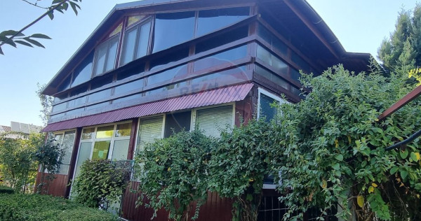 Casă de vacanta / Vilă de v&acirc;nzare Lilieci, Ialomita