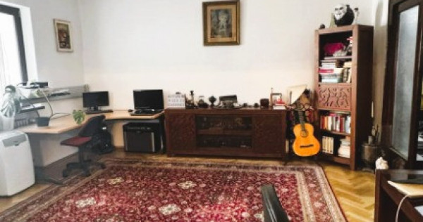 4 camere, 124 mp St, 2 balcoane, 2 bai, boxă, Magheru, Piata Romana