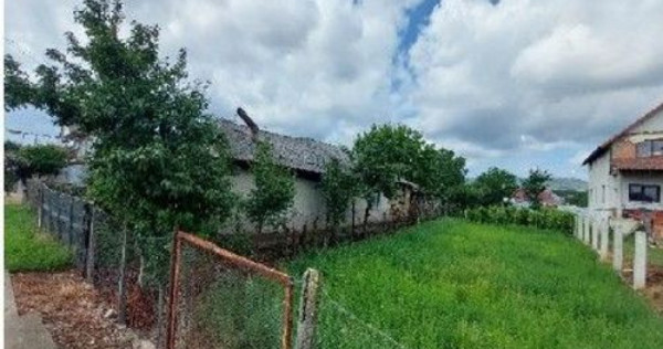 Casa si teren Nicolae Balcescu, cota parte 1/3; ID: R2684041