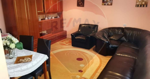 Casa traditionala De Vanzare cu 5 Hectare de teren