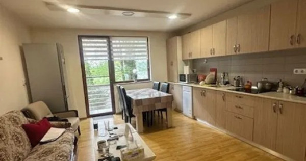 Apartament 3 camere, 82 mp, parter înalt + boxă 30 mp + 2