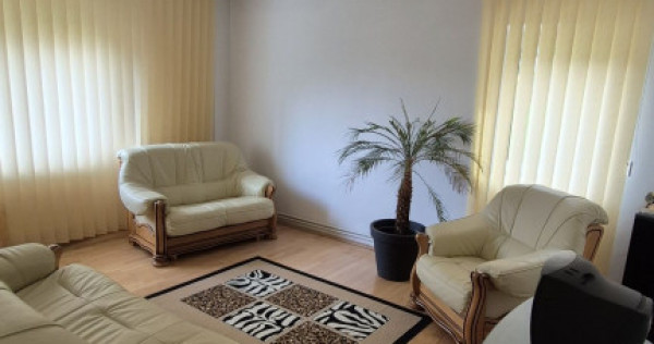 Apartament 2 camere decomandat bloc vila Racadau