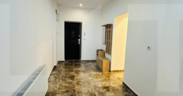Apartament de vanzare, cu 3 camere, zona ultracentrala