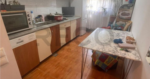 RECO Apartament de 3 camere de Rogerius