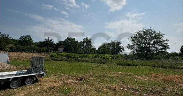 RECO Teren intravilan 906 mp zona Podgoria