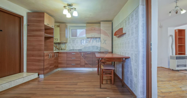 Casă individuală cu 3 camere, Șchei