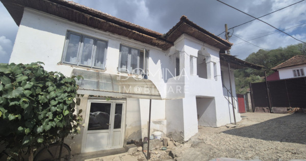 Casă tradițională &icirc;n Bengești-Ciocadia, str. Linia Mar