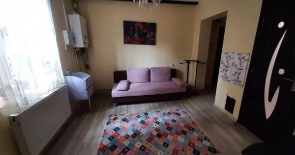 Apartament 2 camere, semidecomandat - zona Centru Civic