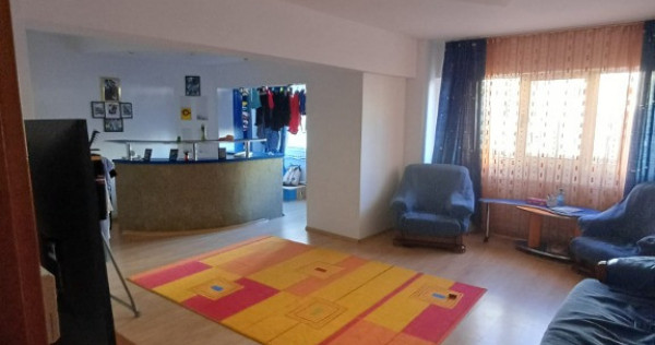 Republicii - Caraiman 3 camere 88 mp etaj 2