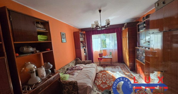 ID 3620 Apartament 3 camere + GARAJ + BOXĂ