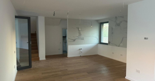 Vilă de v&acirc;nzare pe malul lacului | in zona Mamaia Nord | 0