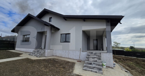 Casa 5 camere 160 mp utili, 500 mp teren, zona Dumesti