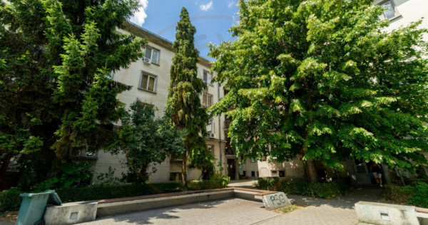 Apartament ultracentral - 2 camere - zona Primariei