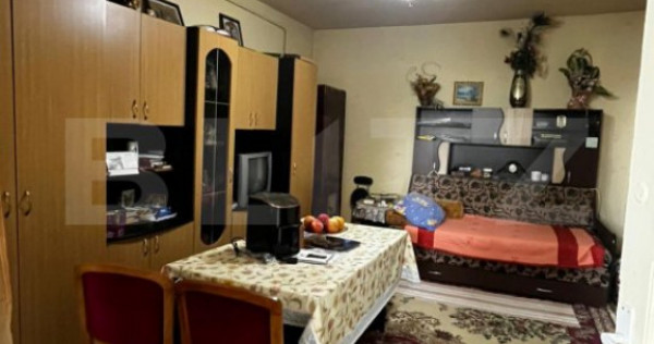 Apartament la casa,cu 5 camere, 89 mp, in zona centrala