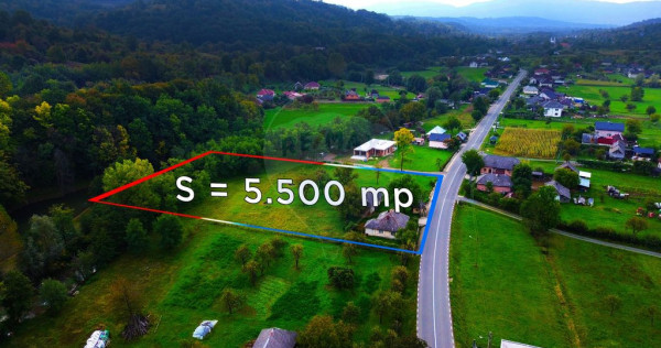 DE VANZARE: Teren ideal pentru dezvoltare turistica