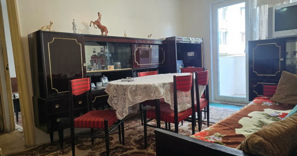 Apartament 2 camere in Deva, zona Maxxa