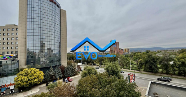 Se inchiriaza, apartament 2 camere, etajul 3 cu lift, CENTRU