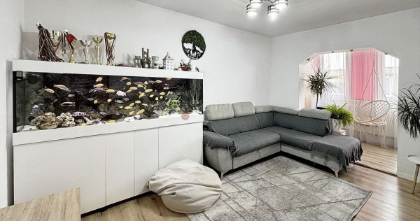 Aproape De Zona Comerciala