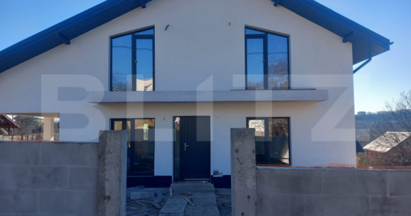 Vila moderna cu 5 camere in Valea Adanca, langa lac