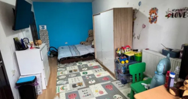 Garsoniera semidecomandat - zona Tractorul