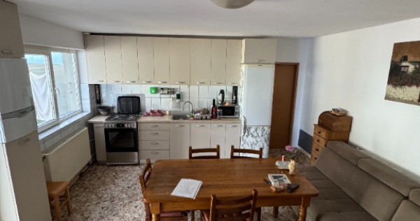 Vand vila in Roman zona buna