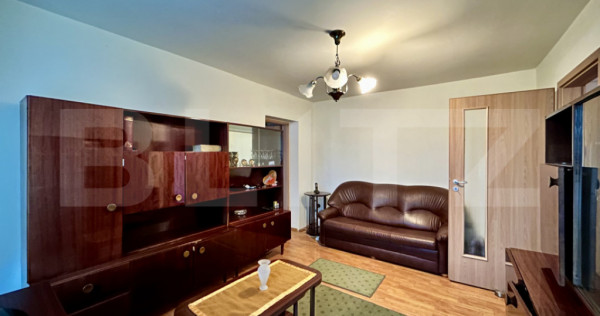 Apartament cu 3 camere, 56 mp, zona Cina