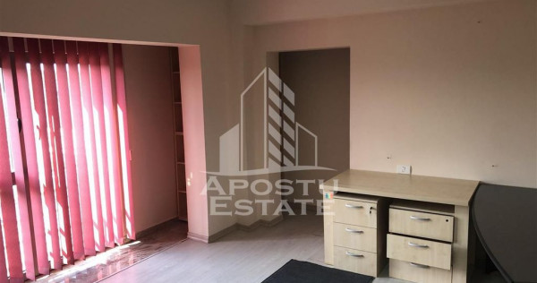 Spatiu birouri 60 mp, 2 camere si 2 bai, Zona Girocului
