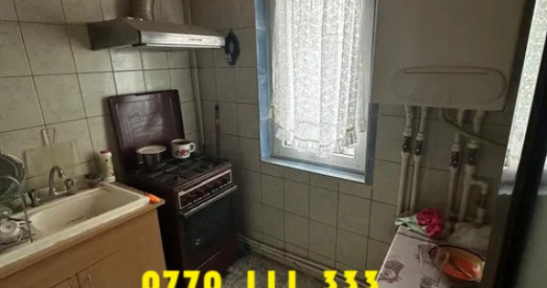 - Apartament 4 camere confort 2, zona Obor, suprafata 55mp