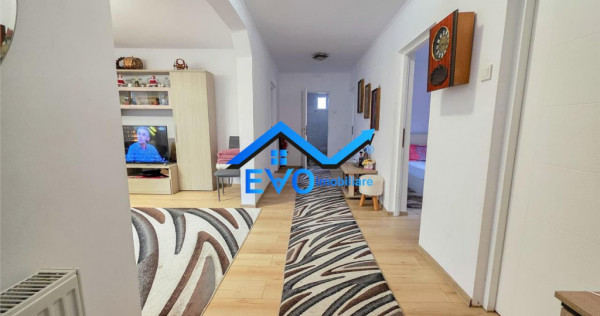 Casa de inchiriat, 2 dormitoare , curte 500 mp , Uricani-Mir