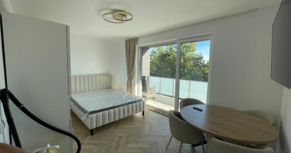 Garsoniera de inchiriat, 34 mp, zona Indepententei