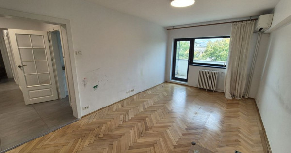 Apartament cu 3 camere 90,11 mp, bloc 1996 - Unirii