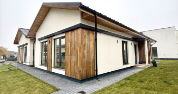 Casa individuala de 3 camere, 110mp, curtea 350mp, zona Sani