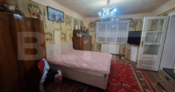 Casa 4 camere 1150 mp teren, la asfalt toate utilitatiile