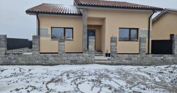 Cernica, casa pe parter, construcție nouă, 4 camere, 350mp