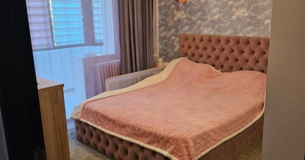 Apartament decomandat 2 camere, zona Trocadero