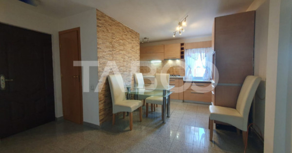 Apartament 3 camere decomandat 80 mp + 2 balcoane zona Teiul