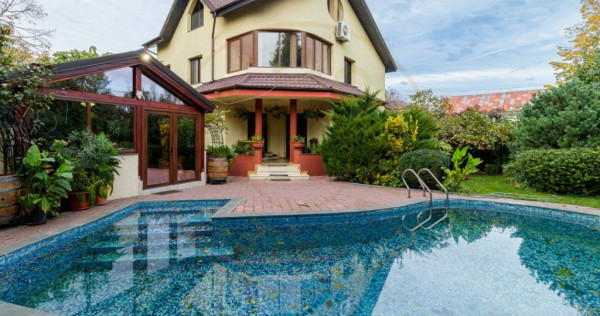 Vilă individuală cu piscină, garaj dublu • teren 766 m