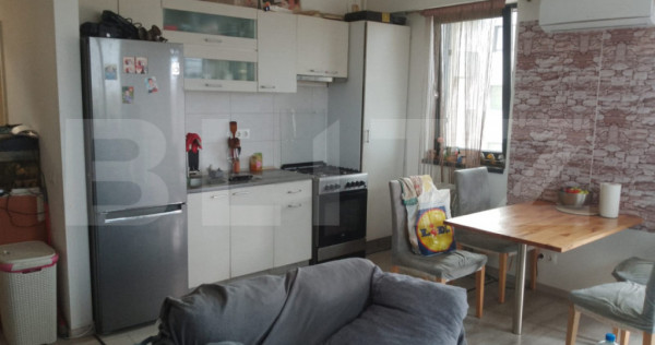 Apartament 3 camere,68 mp utili,2 balcoane ,zona Esso