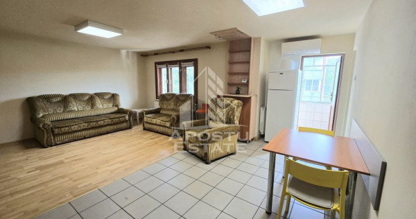 Apartament decomandat cu 1 camera, centrala proprie, Buco...
