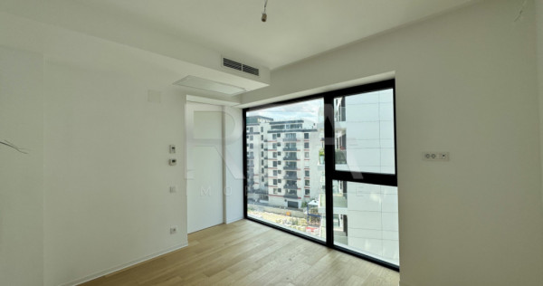 Studio Dublu mobilat si utilat in One Lake Club